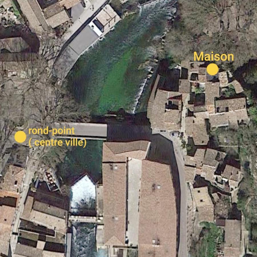 Maison Au Coeur De Fontaine De Vaucluse, Nichee Sur Le Rocher Et Surplombant La Sorgue Exteriör bild